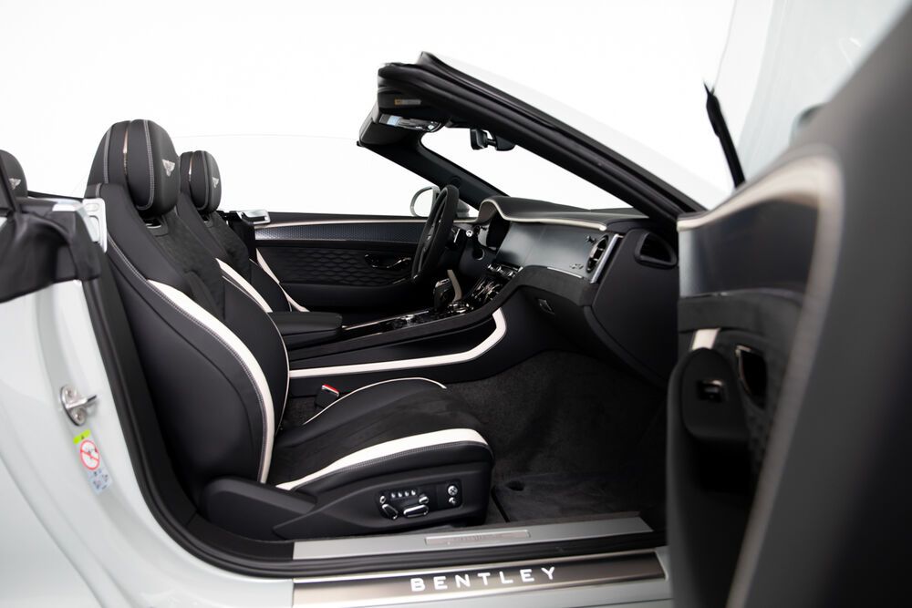 Bentley Continental 2024