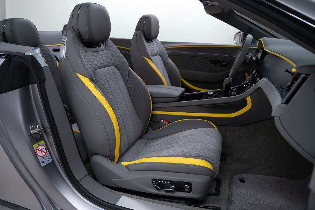 Bentley Continental GTC 2024