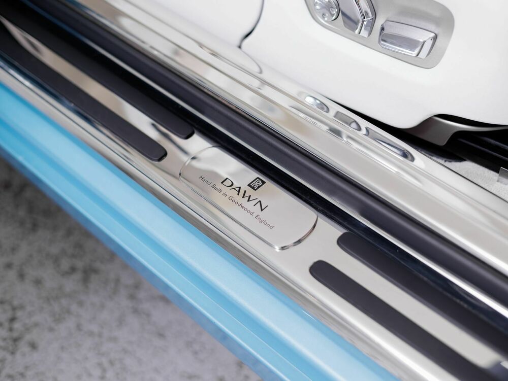 Rolls-Royce Dawn 2017