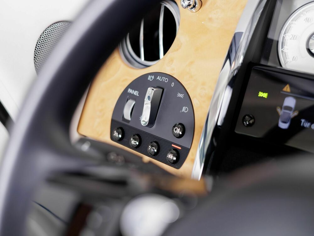 Rolls-Royce Dawn 2017