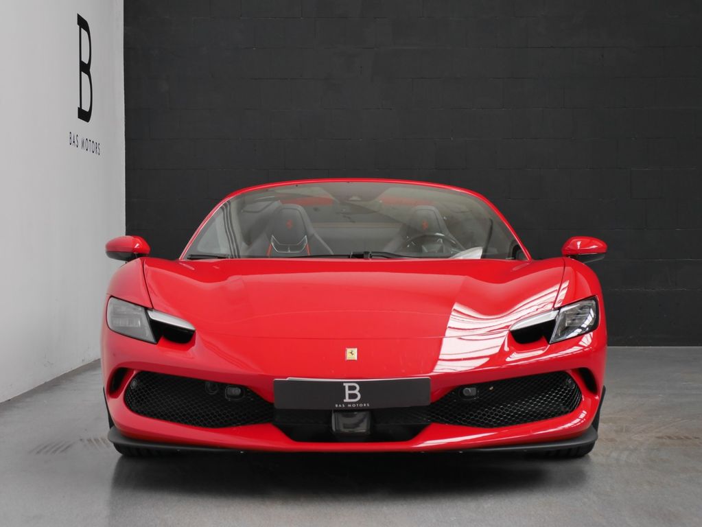 Ferrari 296 GTS 2025