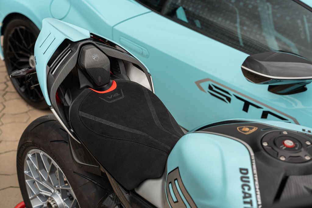 Lamborghini Huracán 2023