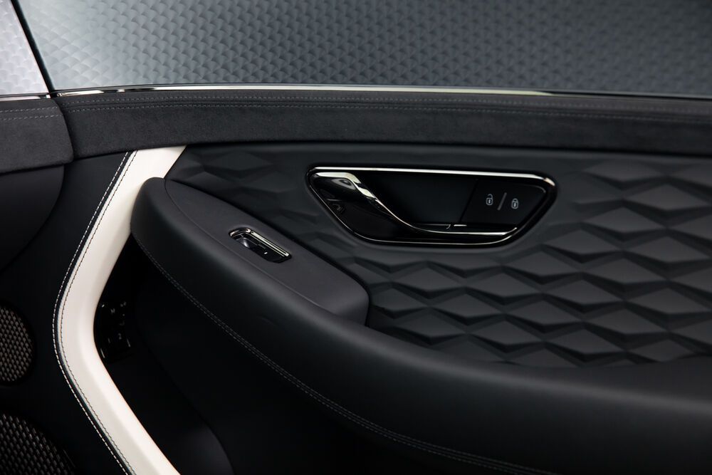 Bentley Continental 2024