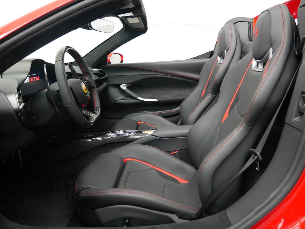 Ferrari 296 GTS 2025