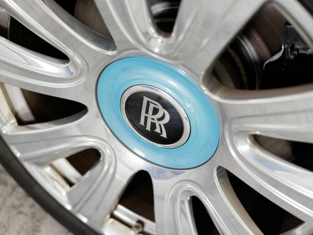 Rolls-Royce Dawn 2017