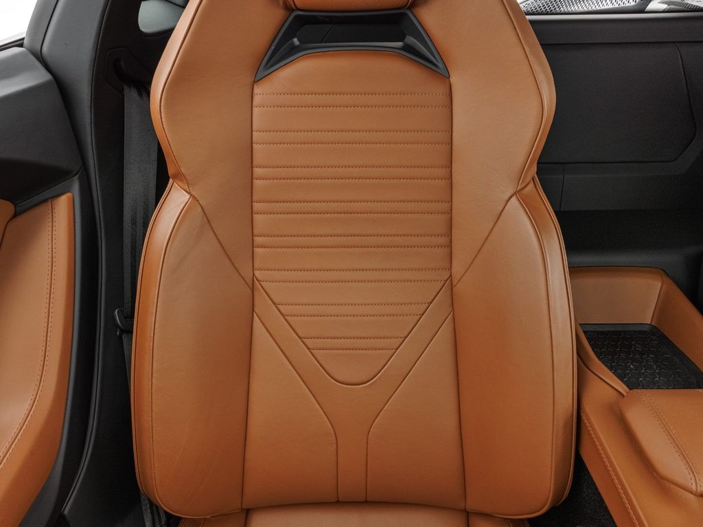 Lamborghini Revuelto 2024