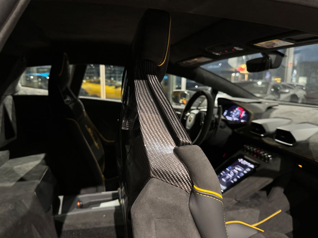 Lamborghini Huracán 2025