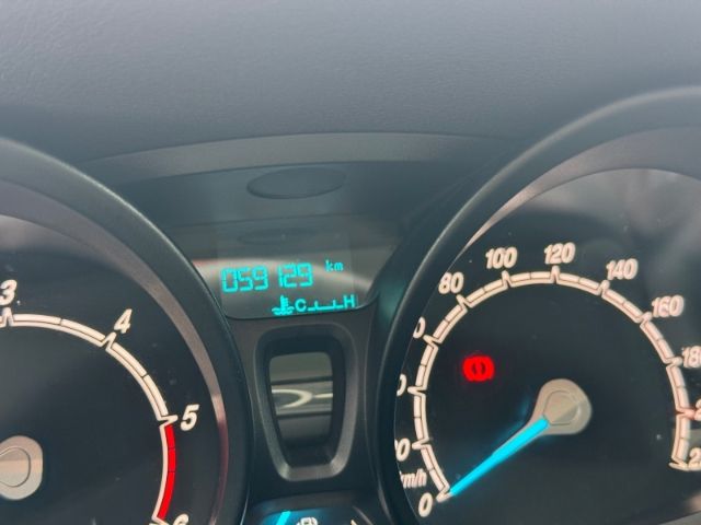 Ford Transit Courier 2021