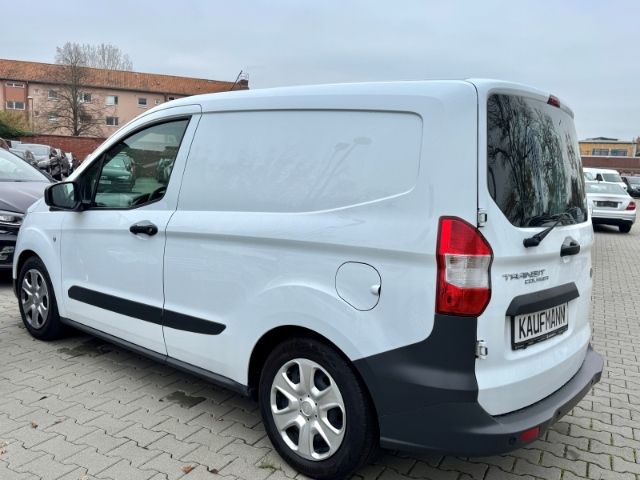 Ford Transit Courier 2021