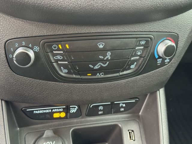 Ford Transit Courier 2021