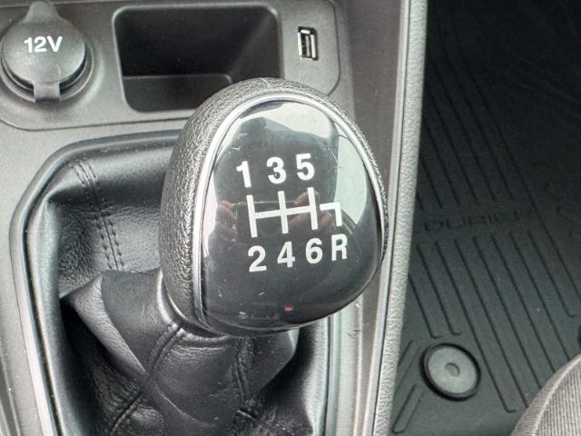 Ford Transit Courier 2021