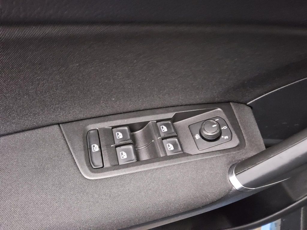 Volkswagen Touran 2021