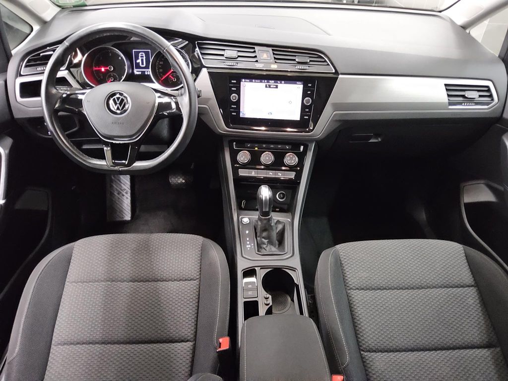 Volkswagen Touran 2021