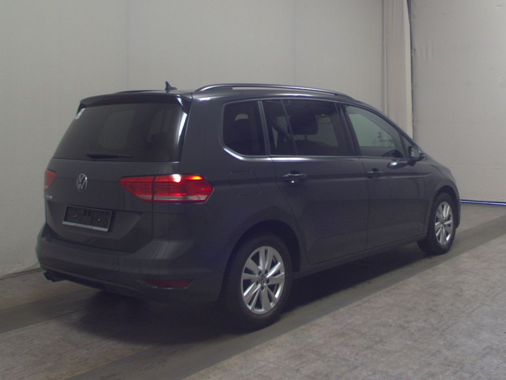 Volkswagen Touran 2021