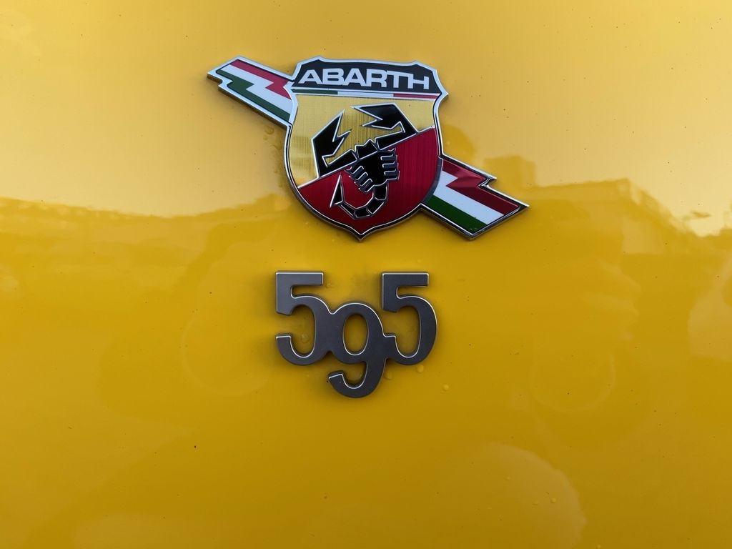 Abarth 595 Competizione 2021