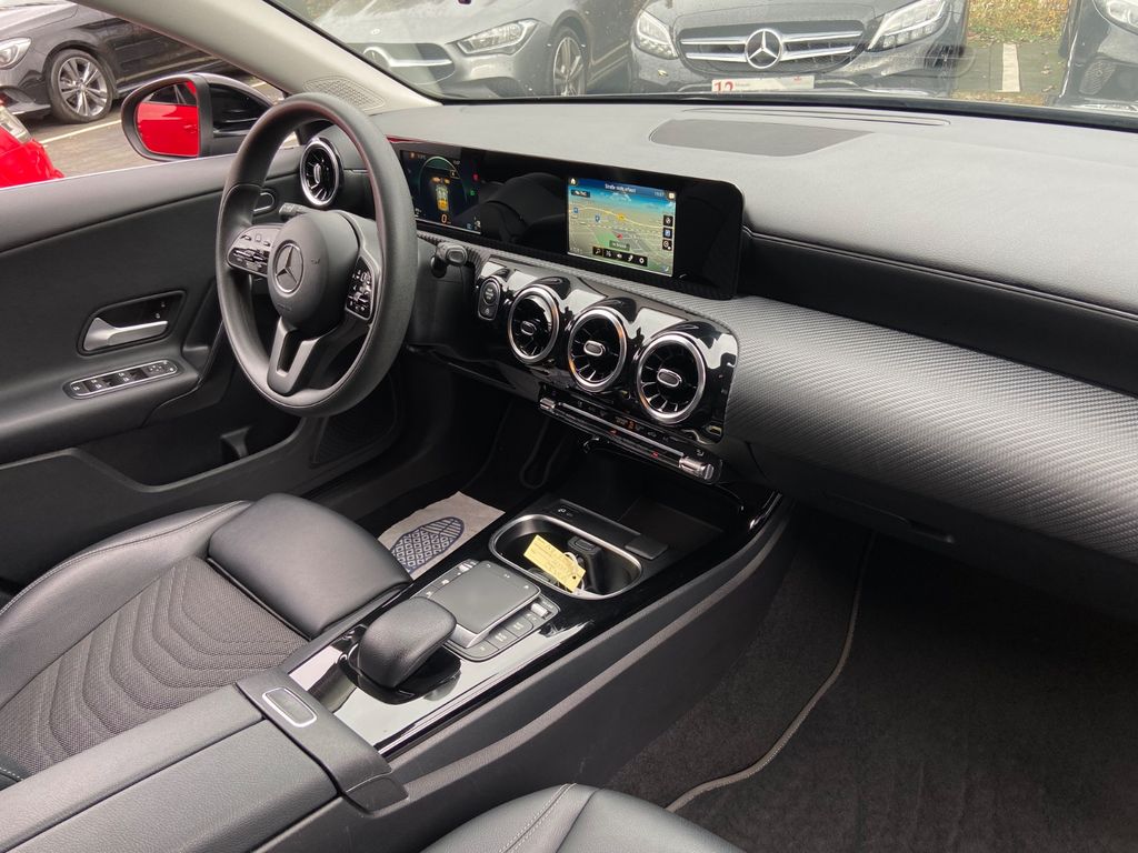 Mercedes-Benz A 180 2021