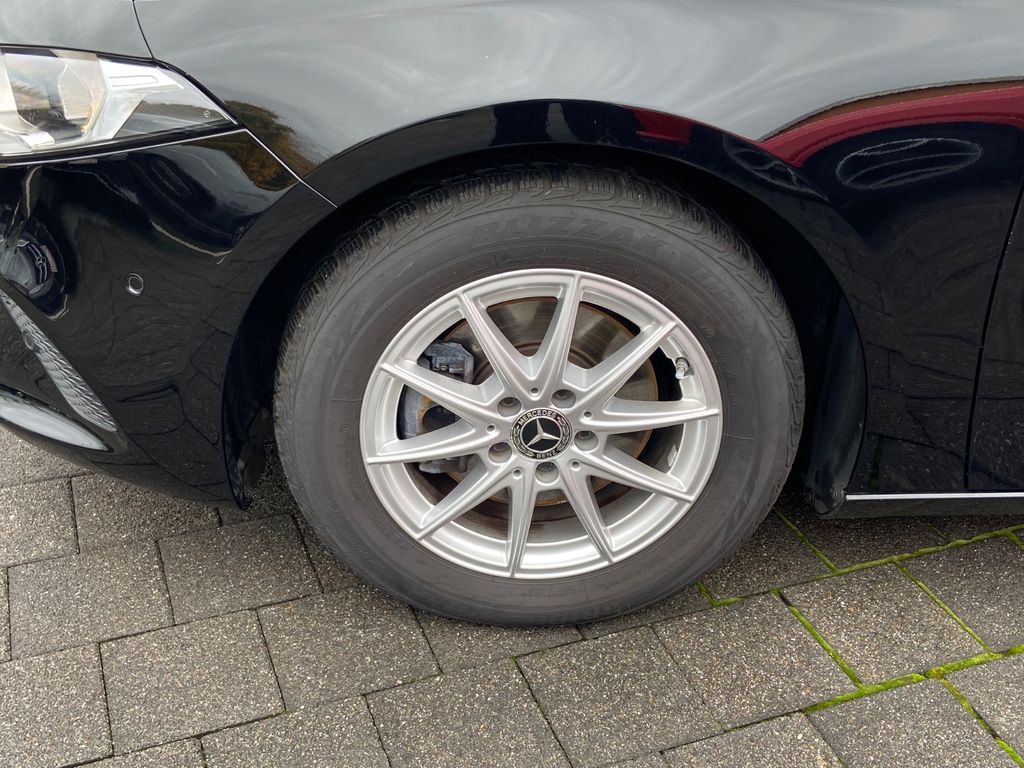 Mercedes-Benz A 180 2021