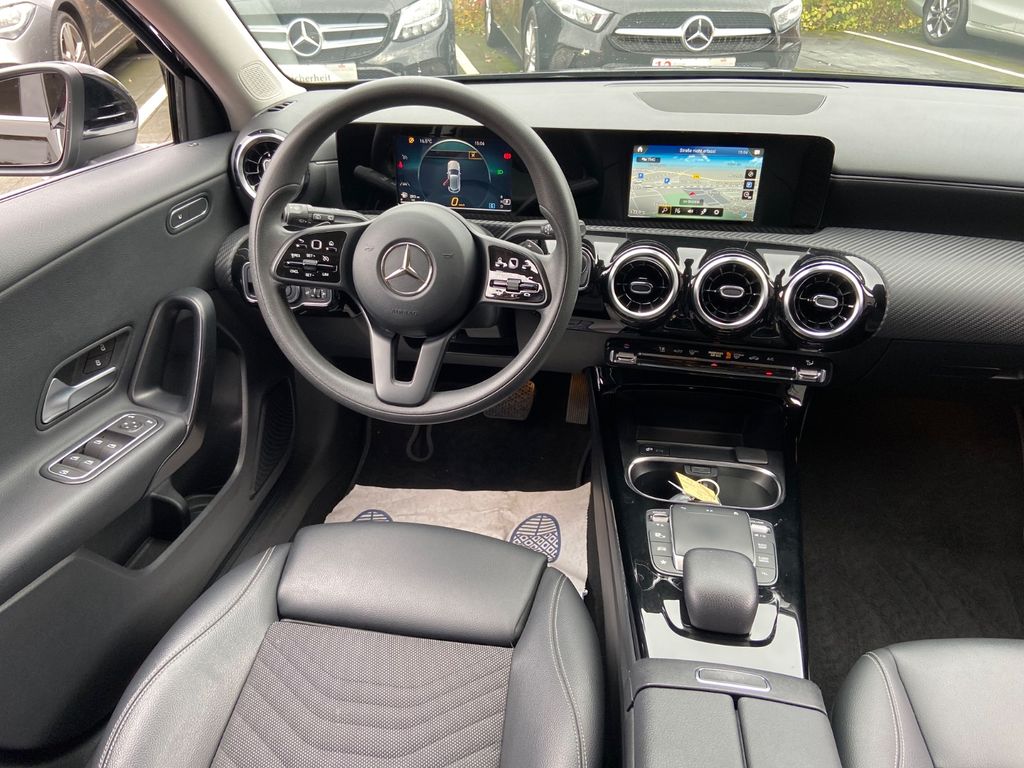Mercedes-Benz A 180 2021