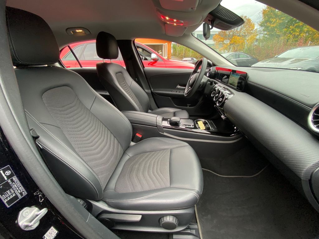 Mercedes-Benz A 180 2021