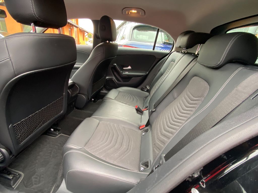 Mercedes-Benz A 180 2021