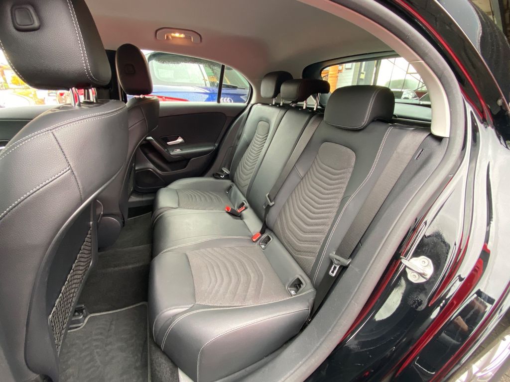 Mercedes-Benz A 180 2021