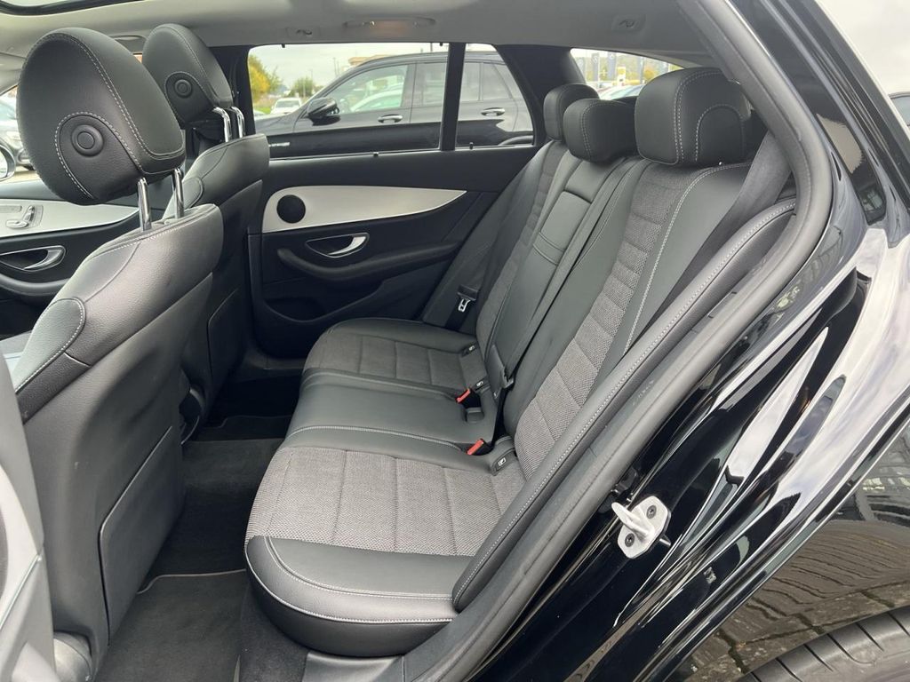 Mercedes-Benz E 300 2022