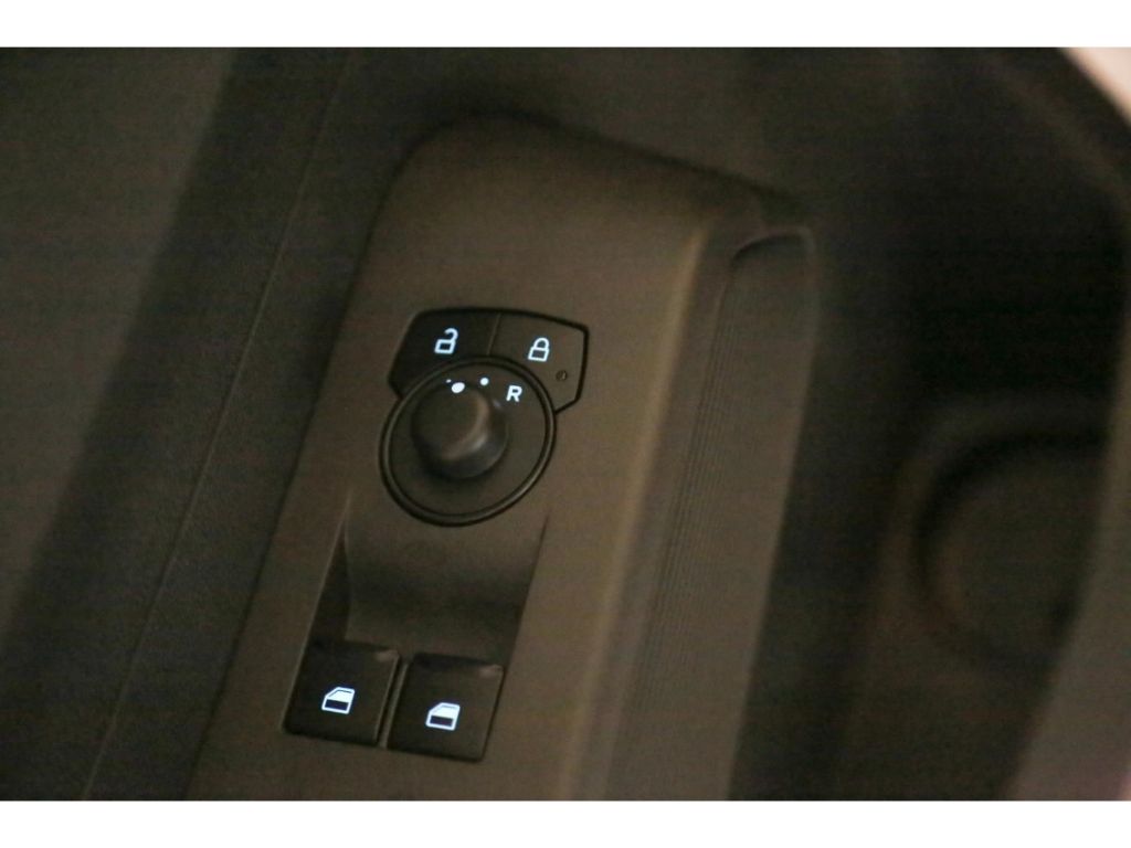 Ford Transit Courier 2025