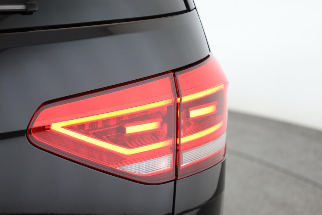 Volkswagen Touran 2025