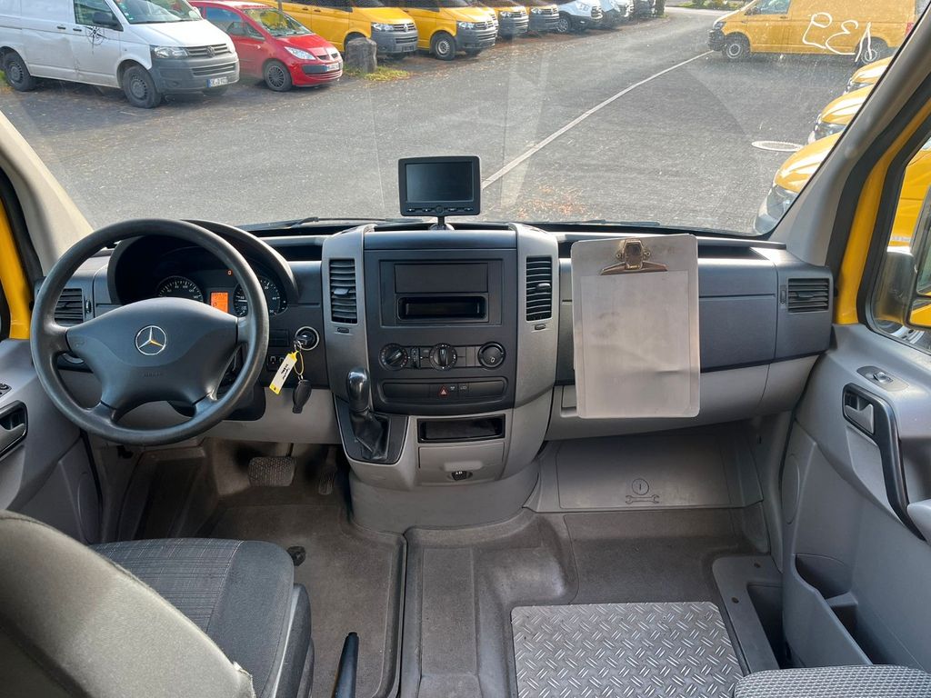 Mercedes-Benz Sprinter 2011