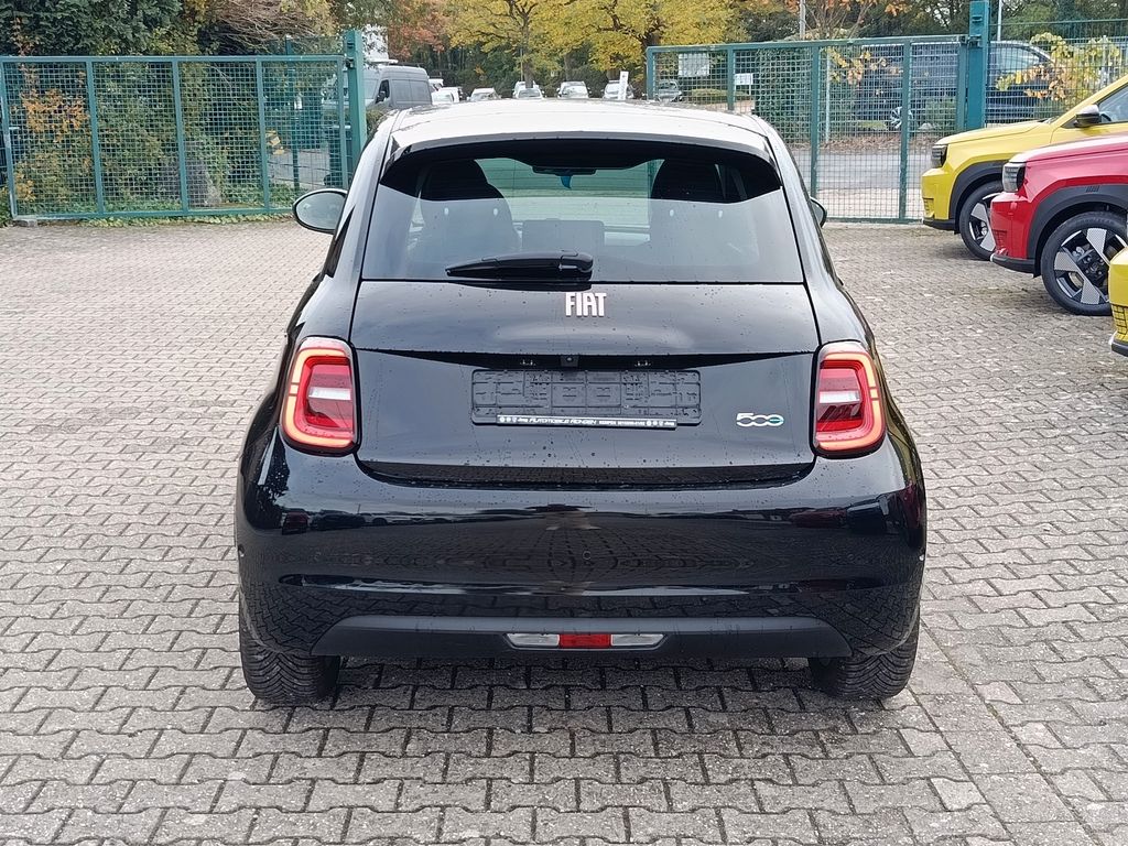 Fiat 500e 2023
