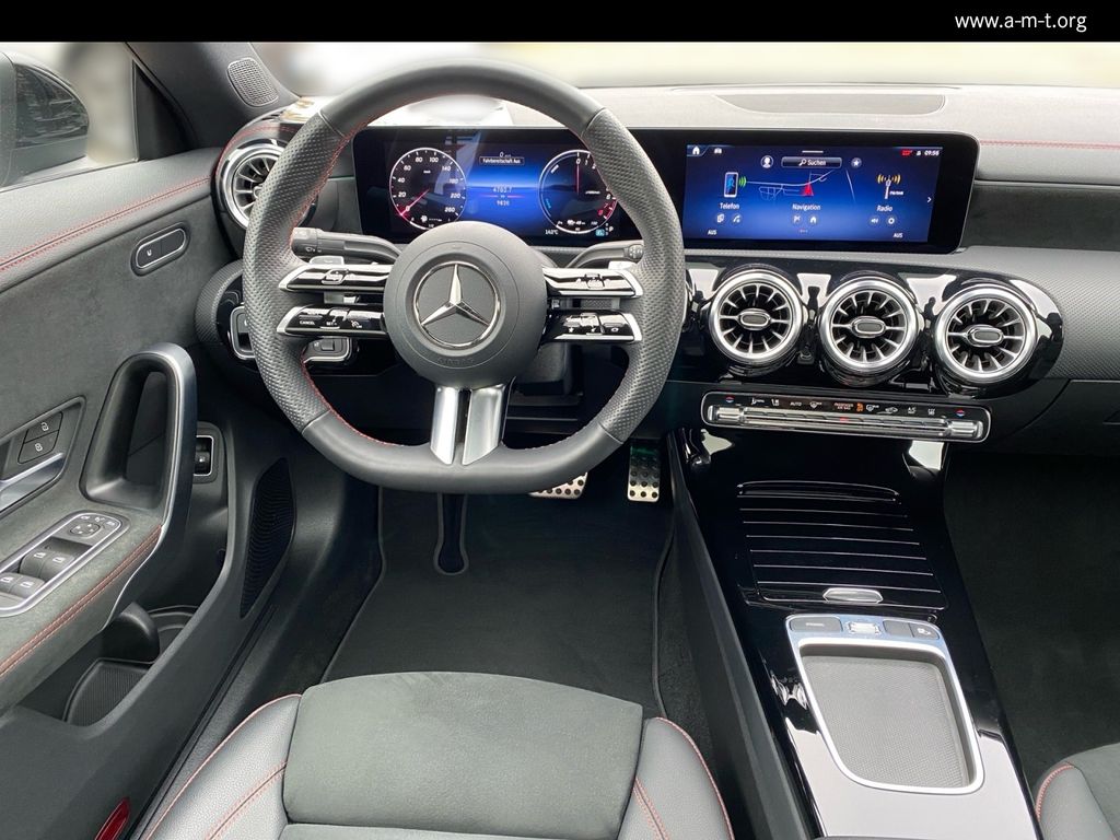 Mercedes-Benz CLA 250 2023