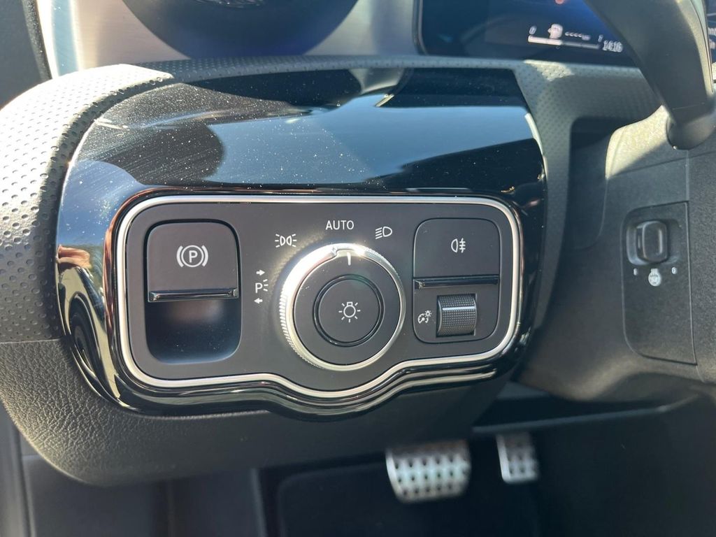 Mercedes-Benz CLA 220 2024