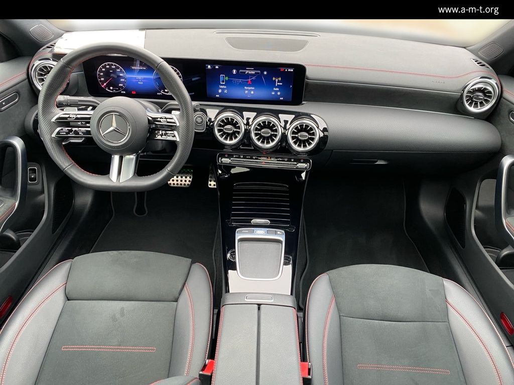Mercedes-Benz CLA 250 2023