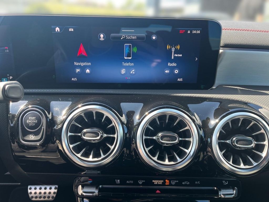 Mercedes-Benz CLA 220 2024