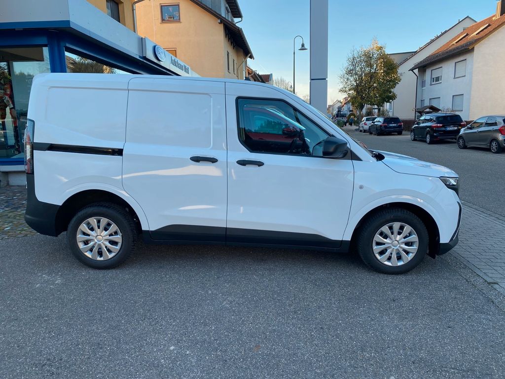 Ford Transit Courier 2025