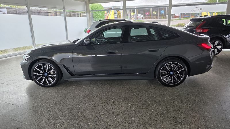 BMW i4 2023