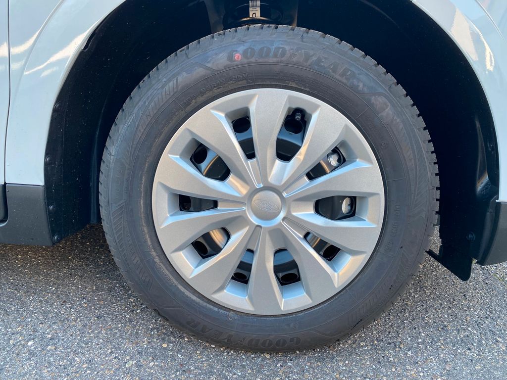 Ford Transit Courier 2025