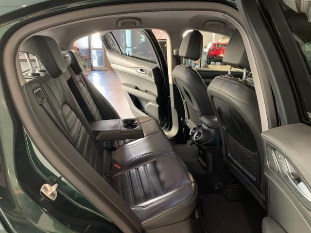 Alfa Romeo Stelvio 2021