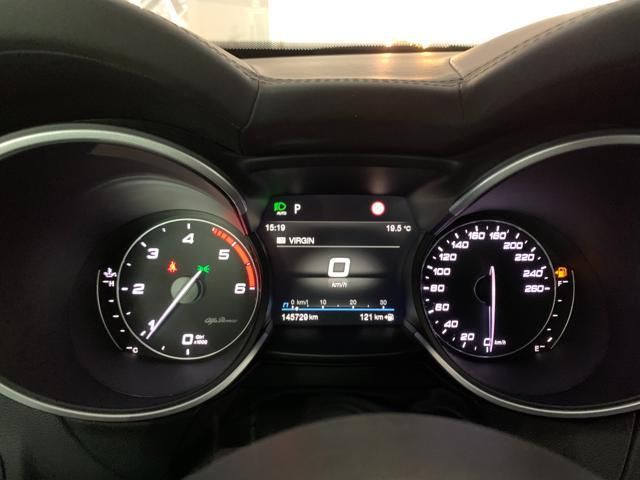 Alfa Romeo Stelvio 2021