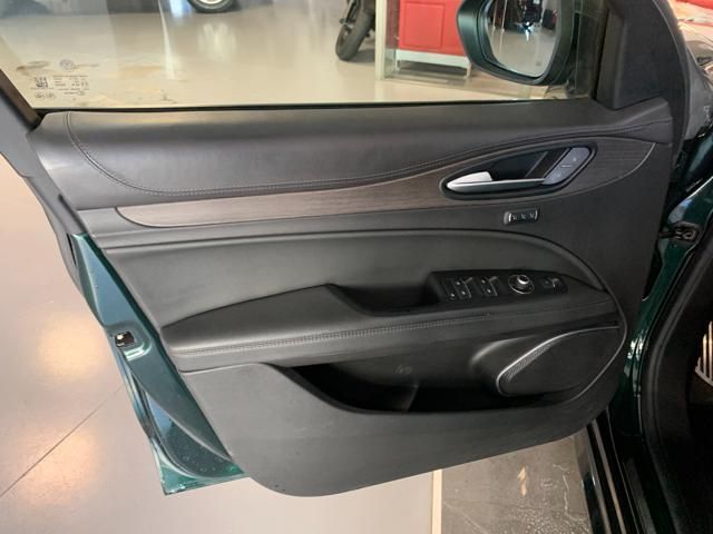 Alfa Romeo Stelvio 2021