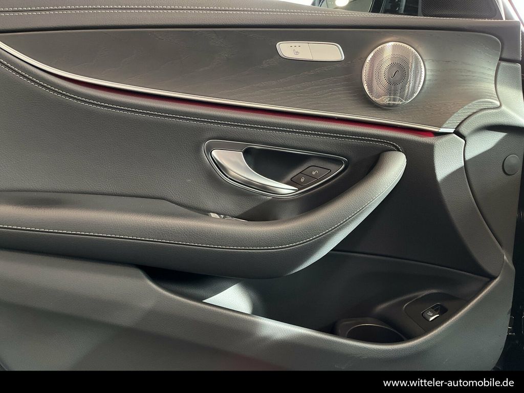 Mercedes-Benz E 300 2022