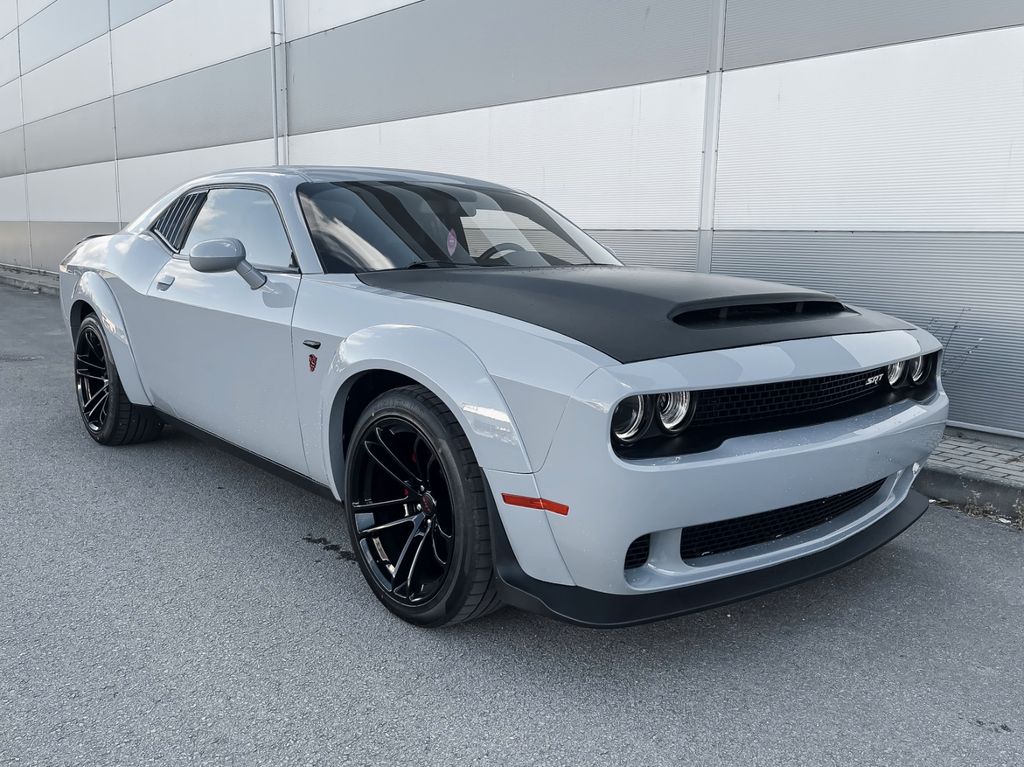 Dodge Challenger 2020