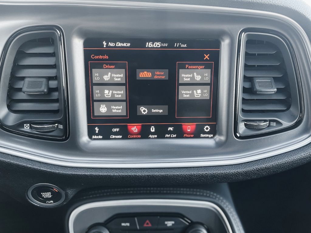 Dodge Challenger 2020