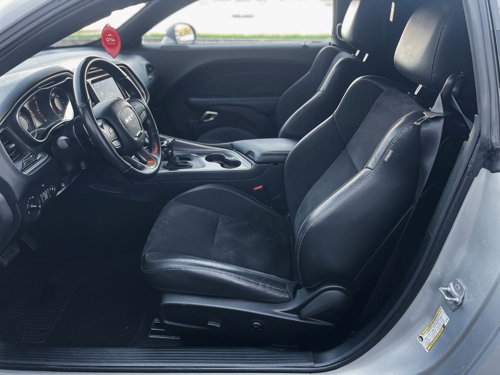 Dodge Challenger 2020