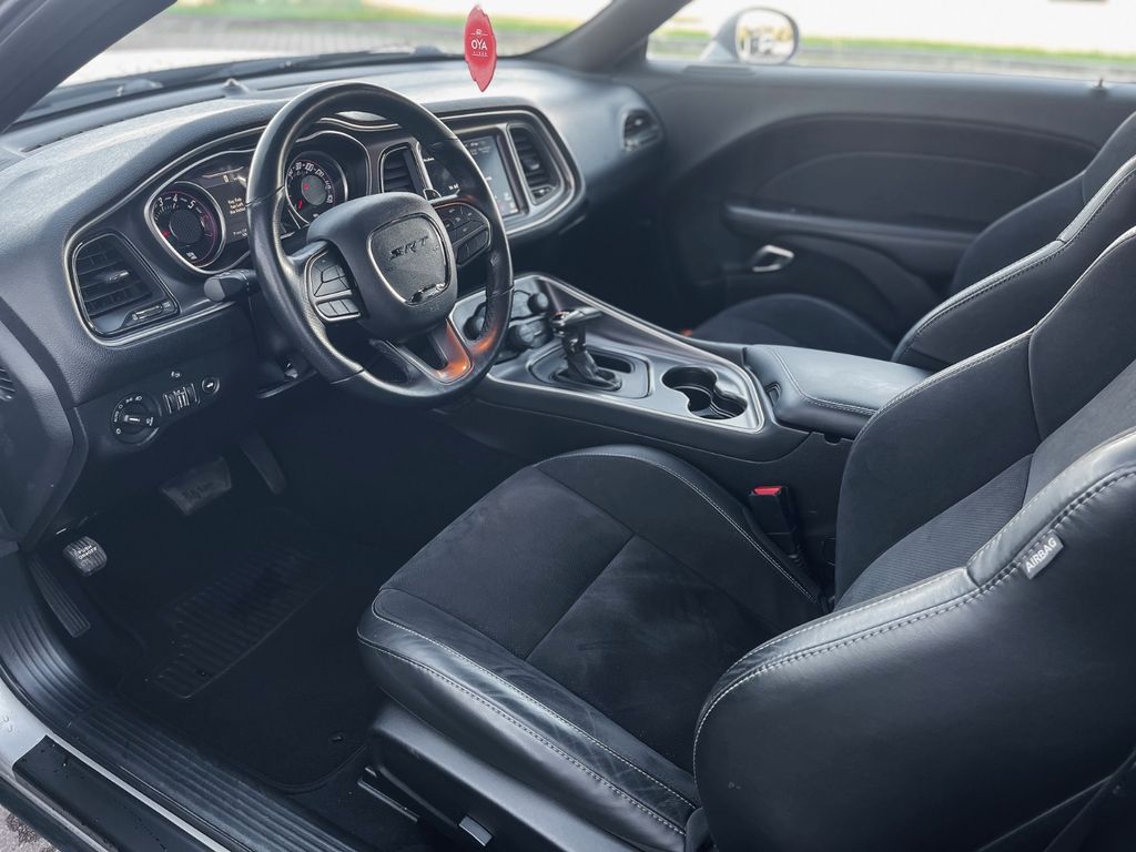 Dodge Challenger 2020