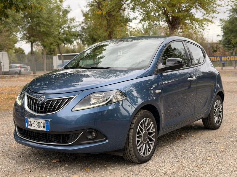 Lancia Ypsilon 2023