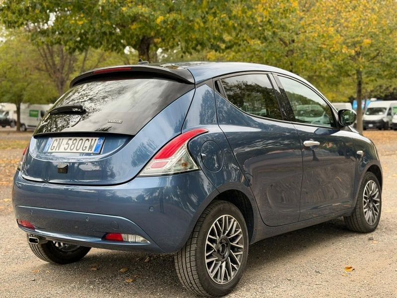 Lancia Ypsilon 2023