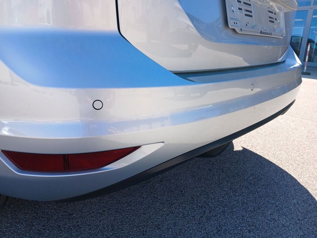 Volkswagen Touran 2021