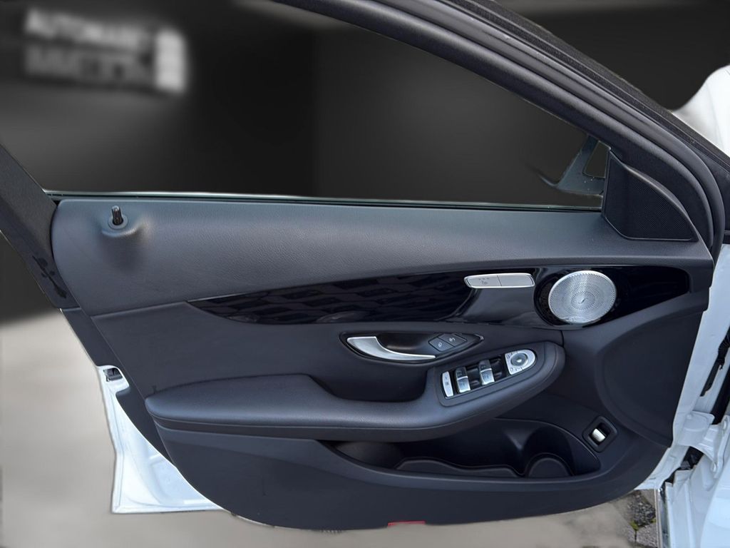 Mercedes-Benz C 300 2020