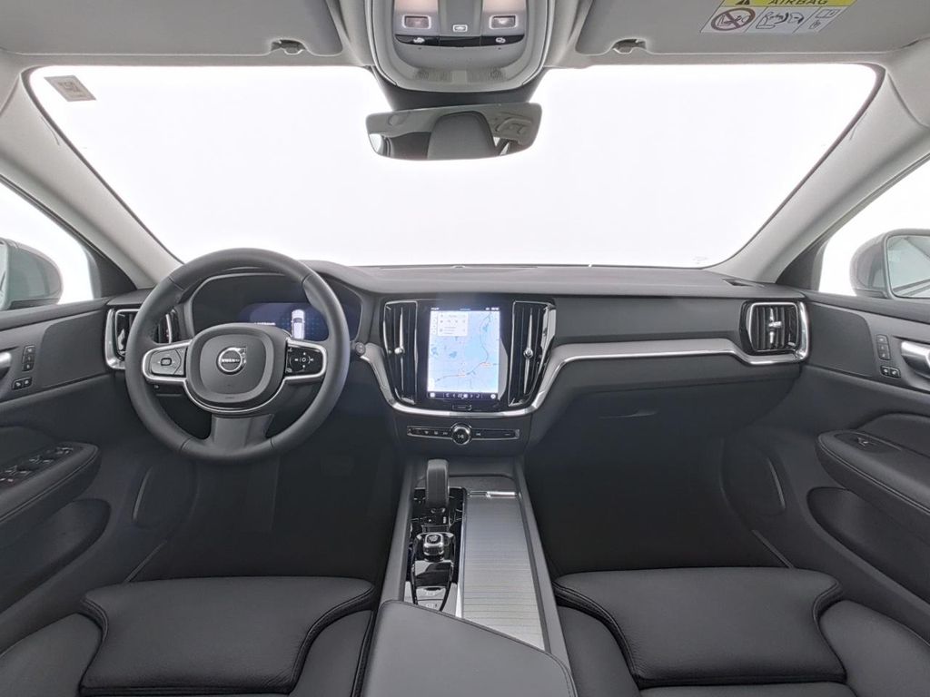 Volvo V60 Cross Country 2023